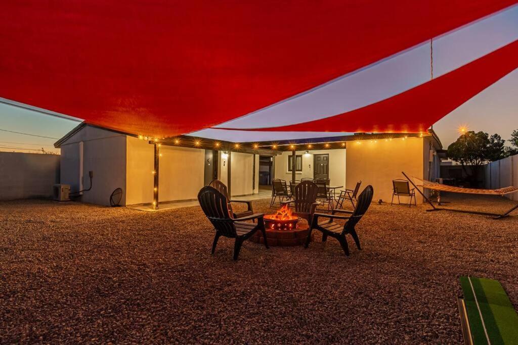 Phoenix Retreat - 2 Bedroom Home With King-Size Bed - 3 Smart Tvs - 10 Min From Airp - Unit A ภายนอก รูปภาพ